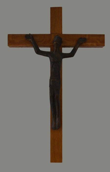 Holzkreuz mit Bronzekörper