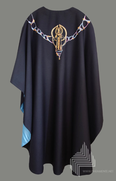 Claus Kilian Festgewand Gewand gewebt handgewebt Handstickerei Handwebstoff Hauptgewand Japangold Kasel Messgewand Ornat Priestergewand reine Seide Reinseidenfutter schwarz schwarze kasel Seide twist Engel Requiem Himmel