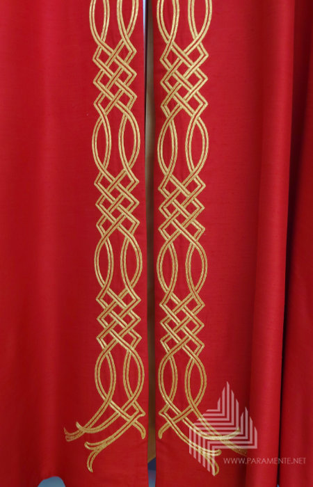 Claus Kilian Festgewand Gewand gewebt Handstickerei Hauptgewand Japangold Kasel Messgewand Priestergewand reine Seide Reinseidenfutter Seide Shantungseide twist