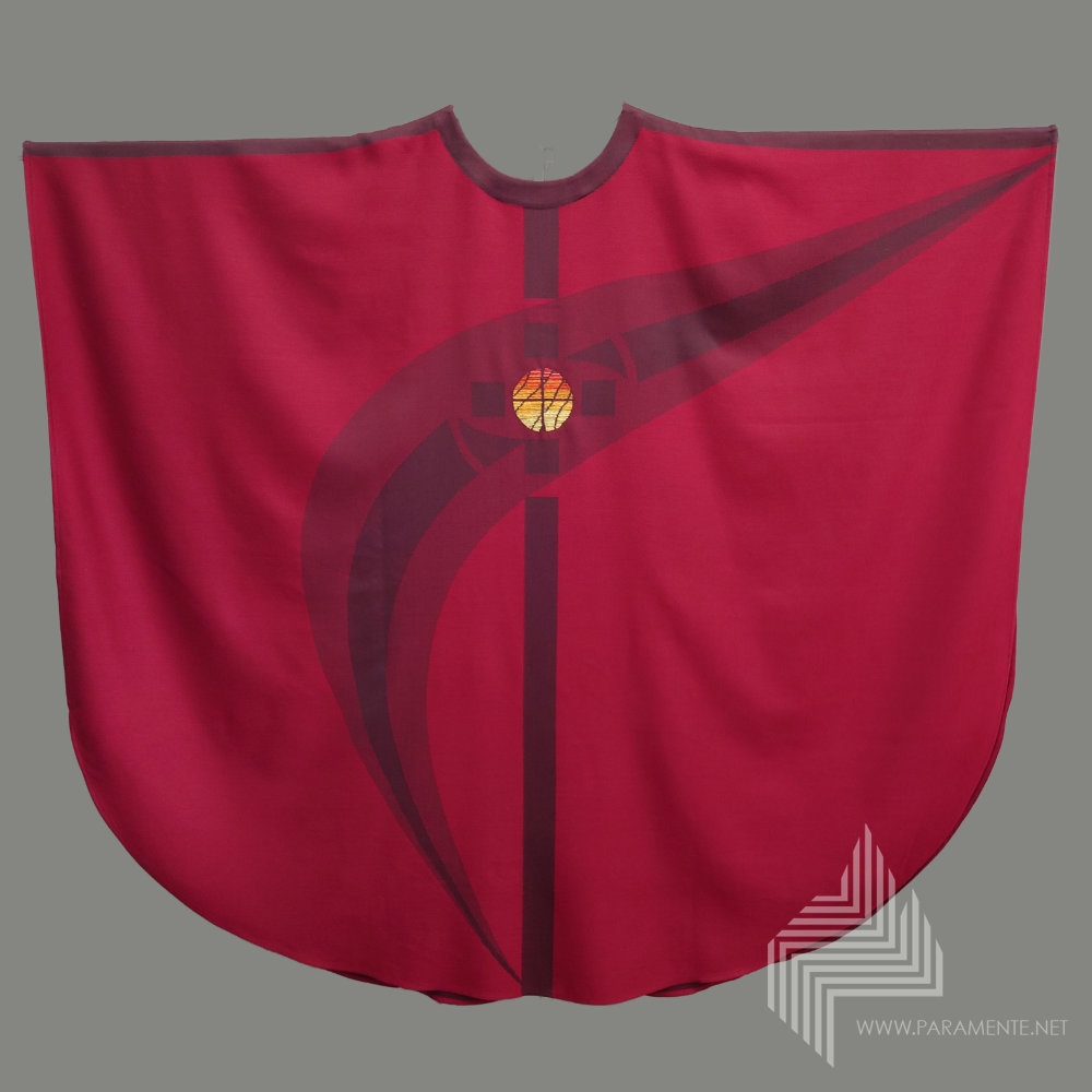 eingewebtes Motiv Festgewand Gewand gewebt Hauptgewand Jaquardgewebe Kasel Messgewand Ornat Priestergewand handstickerei in twist rot rote Kassel rotes Messgewand