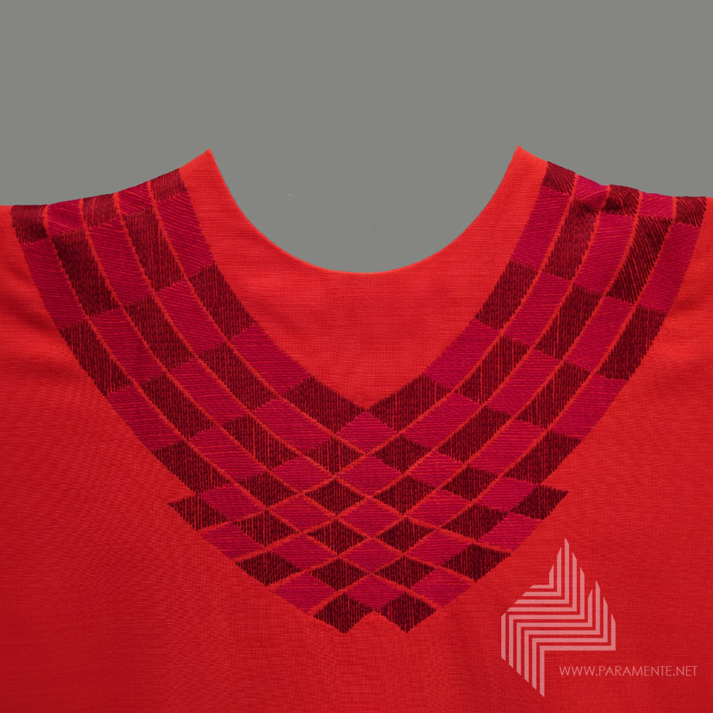 Claus Kilian Festgewand Gewand gewebt Handstickerei Hauptgewand Kasel Messgewand Priestergewand Reinseidenfutter twist rot rote Kasel rotes Messgewand